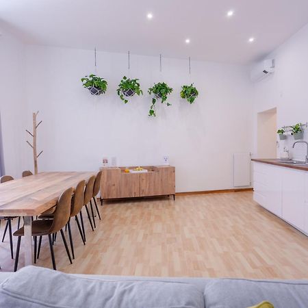 Apt Rome 5 Bdrms Екстер'єр фото