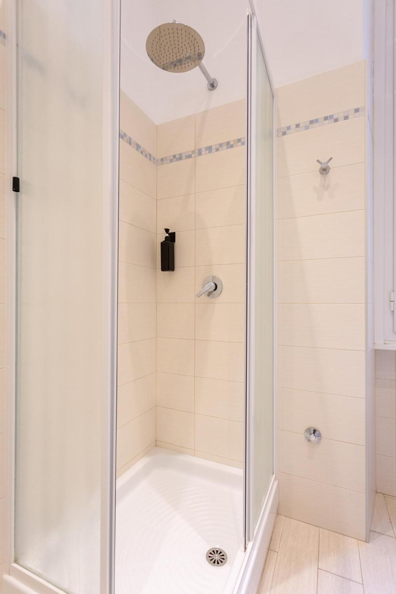 Apt Rome 5 Bdrms Екстер'єр фото